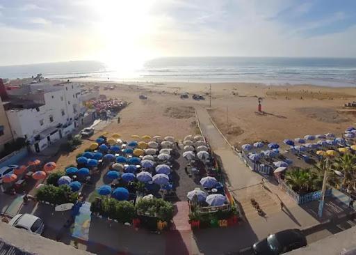 Appartement De Luxe Vue Avec Climatisation ! A 5 Minutes A Pied De La ! A Environ 6 Minutes En Voiture Du Centre D'agadir Et A 10 Minutes En Voiture De Taghazout ! Agadir